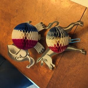 Political die cut honeycombs